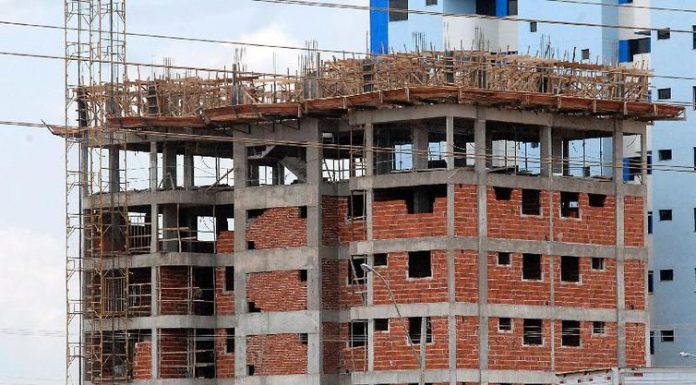 Atividade na construção civil sobe em outubro e alcança o melhor nível de 2021