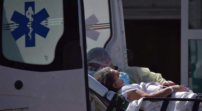 Brasil soma mais 217 mortes por Covid-19 nas últimas 24 horas