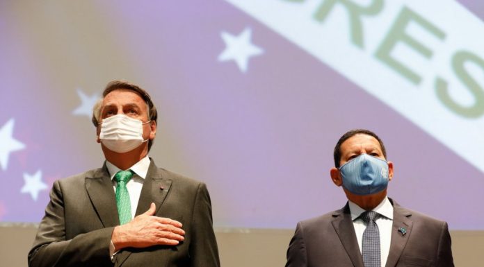 Clima está cada vez mais tenso entre Bolsonaro e Mourão