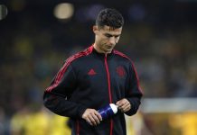 Cristiano Ronaldo dispara contra editor da France Football e nega ambição de superar Messi em Bolas de Ouro