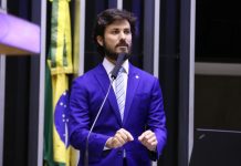 Em meio a impasse, Câmara deve votar MP do Auxílio Brasil nesta quinta-feira