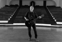 Felipe Machado lança clipe de ‘Quinze Anos’ filmado no palco em que o Viper nasceu