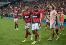 Flamengo derrota o Corinthians com gol de Bruno Henrique no final do jogo