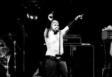 Hank von Hell, ex-vocalista do Turbonegro, morre aos 49 anos de idade