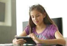 Meta continua direcionando anúncios para adolescentes, diz estudo