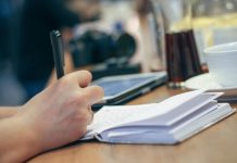 Método de escrita criativa encoraja e conecta pessoas ao universo literário