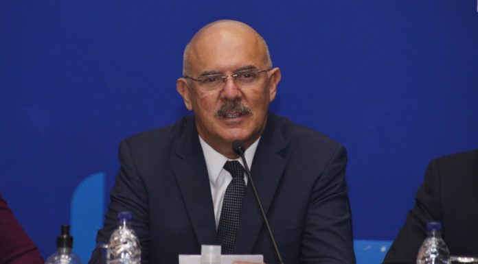 Ministro da Educação faz balanço do Enem, descarta interferência e minimiza baixa participação