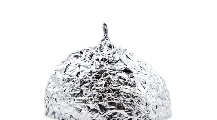 O que teorias da conspiração têm a ver com o movimento antivacina?