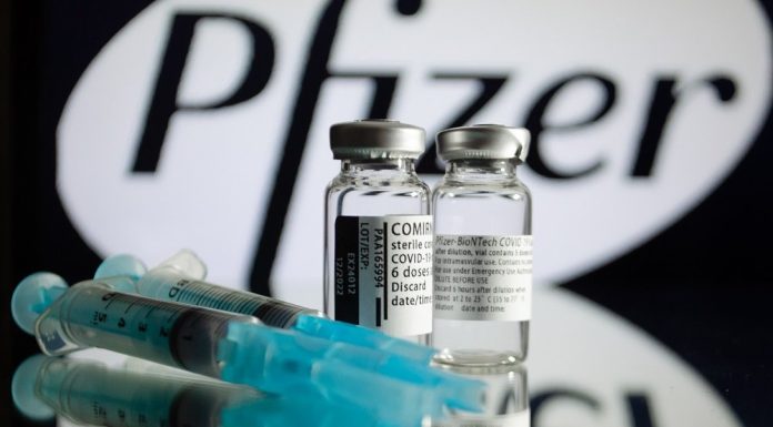 Prefeitura de SP vai aplicar nesta terça vacina da Pfizer em quem tomou dose única da Janssen