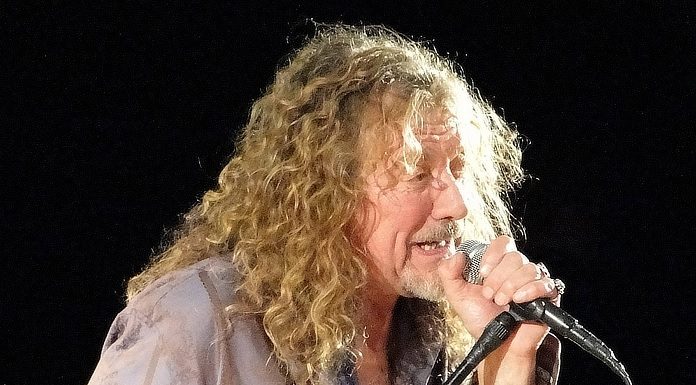 Robert Plant resume história do Led Zeppelin em três frases: “aí acabou”