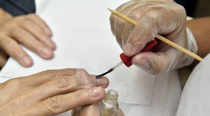 Saiba que doenças podem ser transmitidas na hora de fazer as unhas – Cidades