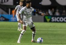 Santos vence o Fortaleza por 2 a 0 e se afasta da zona de rebaixamento