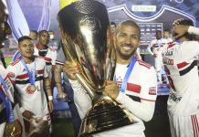 São Paulo rescinde o contrato do atacante equatoriano Rojas