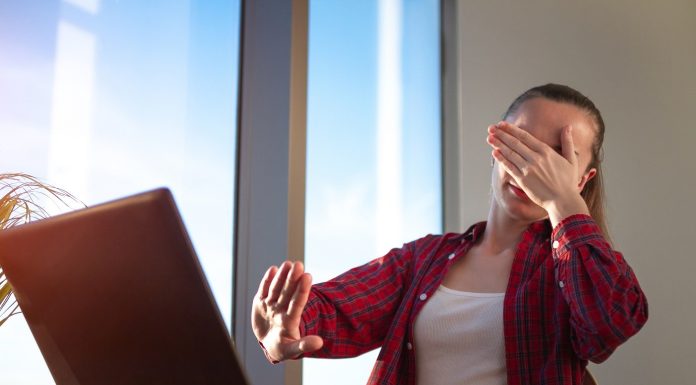 Site do governo do Reino Unido exibiu pornografia explícita