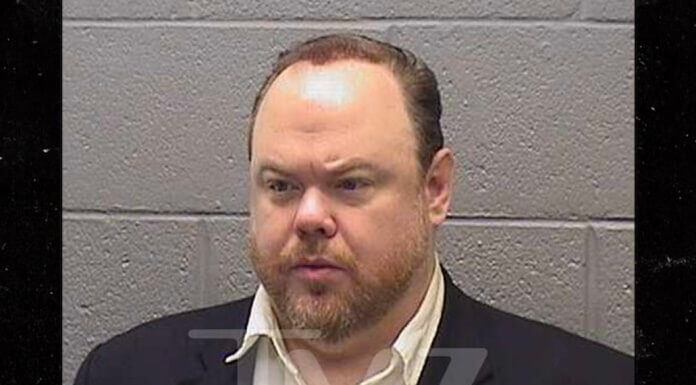 Ah, a ironia: ator de “Esqueceram de Mim” é preso em época de Natal