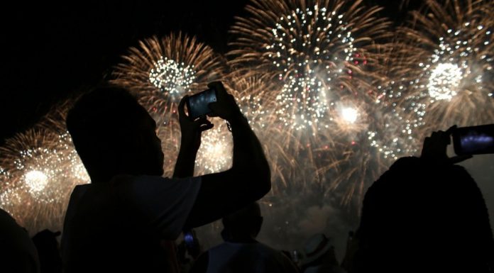 Ao menos 24 capitais cancelam festas de Réveillon por temor da variante Ômicron