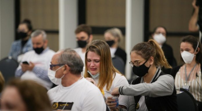 Boate Kiss: 4º dia de júri é marcado por depoimento de sobreviventes; julgamento segue neste domingo