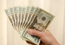 Dólar recua com alívio internacional e PEC dos Precatórios no radar; Bolsa sobe