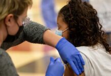 É justo acusar pais de serem antivacina por terem cautela em vacinar compulsoriamente seu filho?