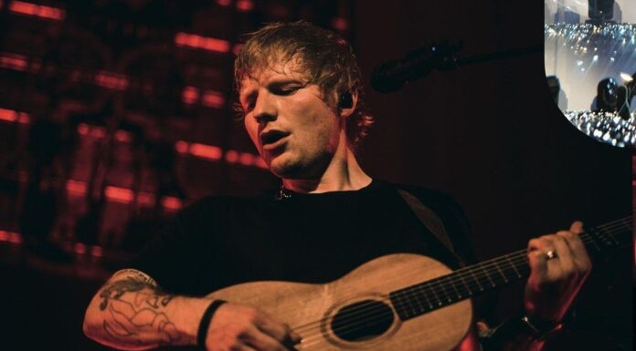 Ed Sheeran quebra recorde histórico com o single ‘Shape Of You’