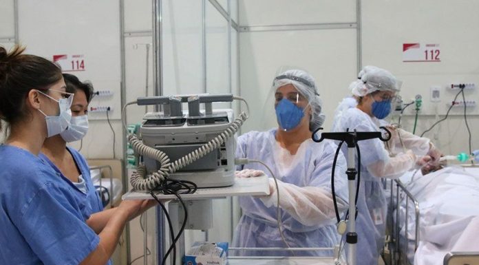 Estado de SP tem menos de mil internados em UTI por Covid-19 pela primeira vez na pandemia