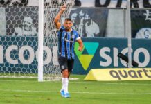 Grêmio anuncia saídas de Cortez, Rafinha e Diego Souza