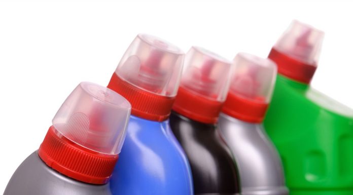 Indústria de higiene e limpeza sente efeitos da alta nos custos de produção e da inflação brasileira