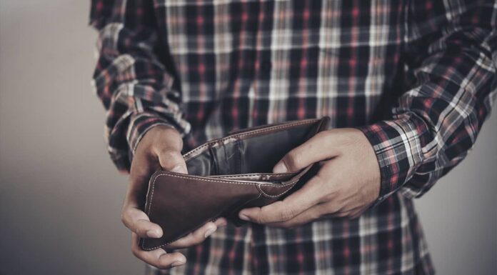 O que fazer quando o salário atrasa?