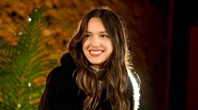 Olivia Rodrigo lança música de natal que fez com 5 anos