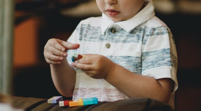 Órgão do Ministério da Saúde sugere tratar autistas severos com eletrochoque