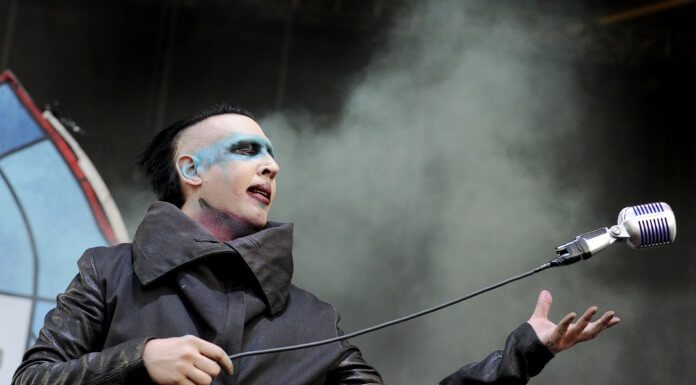 Polícia invade casa de Marilyn Manson por acusações de abuso sexual