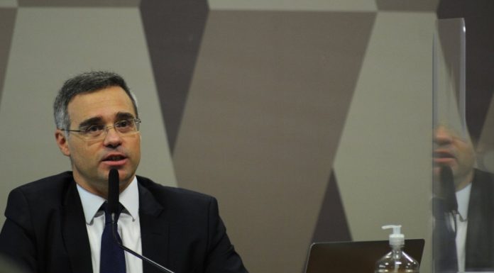 Posse de André Mendonça no STF é marcada para 16 de dezembro