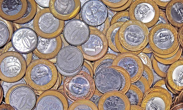 Prévia do PIB cai 0,4% em outubro e reforça desaceleração da economia brasileira