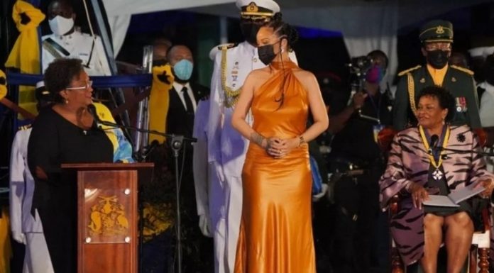 Rihanna é declarada heroína nacional de Barbados – Música