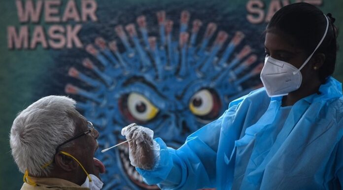 Reino Unido encontra nova mutação da variante Ômicron em 53 pessoas