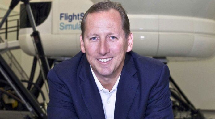 Sócio do Crystal Palace assina pré-contrato para compra da SAF do Botafogo