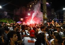 Torcida do Atlético-MG lota as ruas de Belo Horizonte para comemorar o título; assista