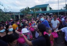 Tufão nas Filipinas deixa ao menos cinco mortos e 148 mil desabrigados