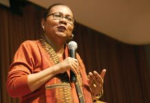 bell hooks, influente ativista e escritora feminista, morre aos 69 anos de idade