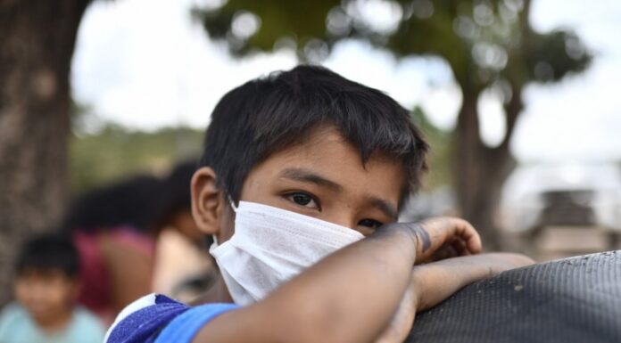 2022 começa com recorde de casos de Covid-19 em muitos países do mundo