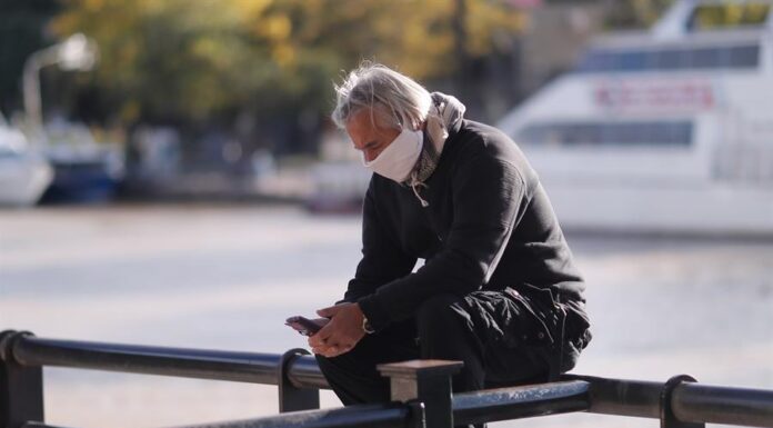 Argentina registra 101 mil novos casos de Covid-19 em 24 horas; total é de 6,2 milhões