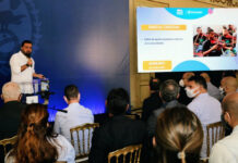 Castro celebra sucesso de operação no Jacarezinho e fala em devolver territórios aos moradores