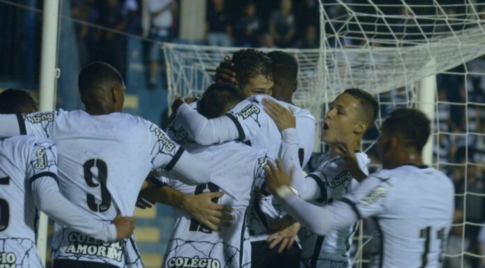 Corinthians goleia o Ituano, avança na Copinha e pega Resende na próxima fase