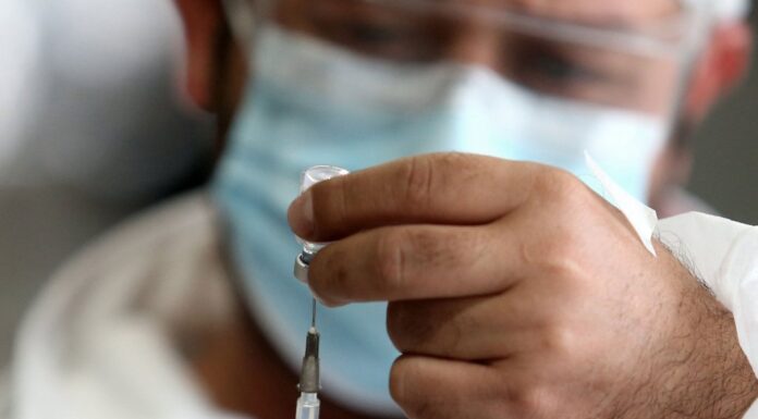 Entenda como a desigualdade na distribuição de vacinas no mundo abre caminhos para novas variantes