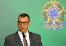 Ex-porta-voz de Bolsonaro fez críticas duras ao presidente, mas ficou por isso mesmo