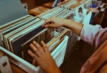 Pela primeira vez em 30 anos, discos de vinil venderam mais cópias do que os CDs