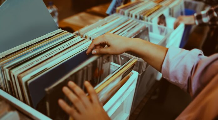 Pela primeira vez em 30 anos, discos de vinil venderam mais cópias do que os CDs