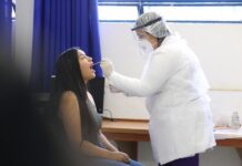 Prefeitura de SP prioriza testagem de Covid-19 e gripe a grupos de risco