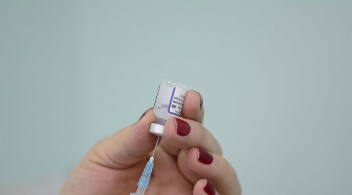 Rio planeja vacinar pelo menos 500 mil crianças de 5 a 11 anos contra a Covid-19 ainda em janeiro