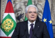Sergio Mattarella é reeleito presidente da Itália